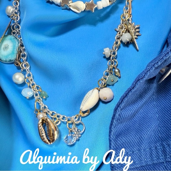 Alquimia Gold and White Layered Necklace - Picture 3 of 4
